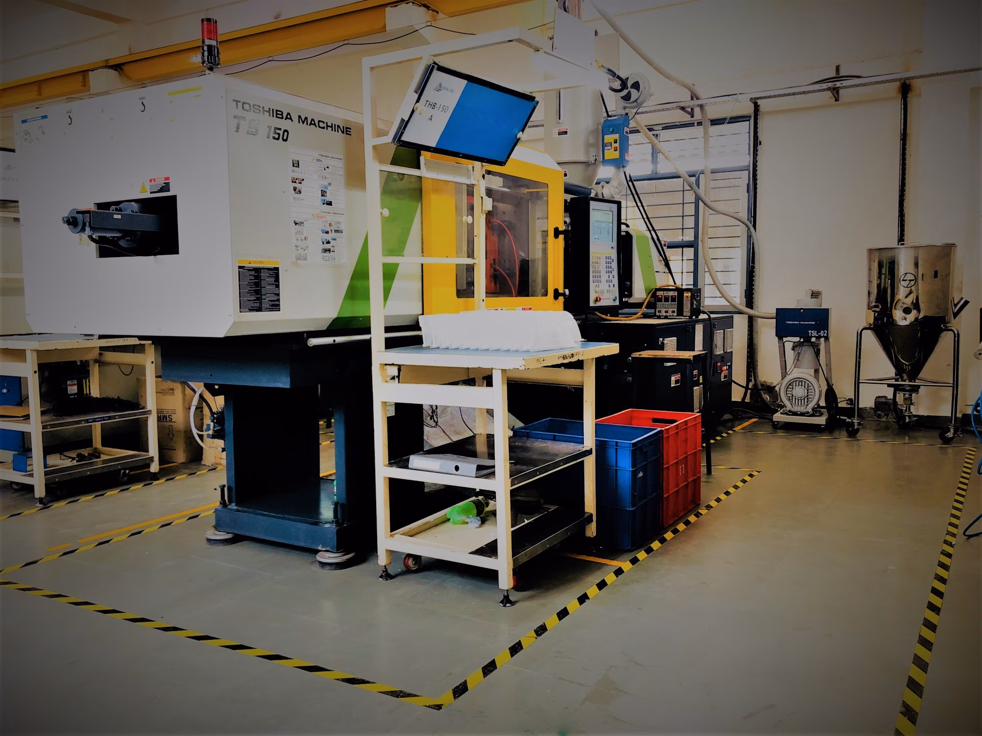 Injection Molding Machine